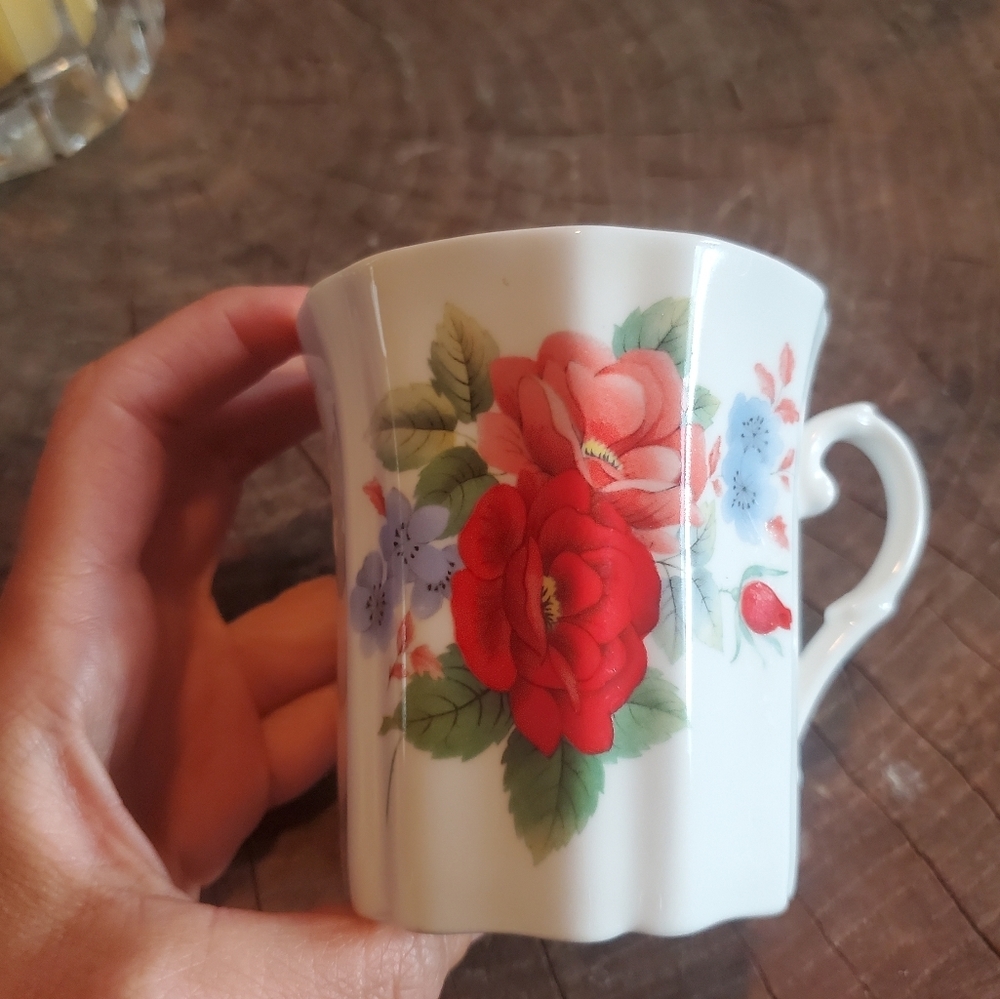Vintage Royal Grafton Fine Bone China Mug Floral